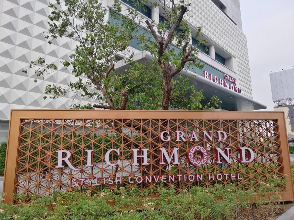 Grand Richmond Stylish Convention Hotel Nonthaburi Exterior foto